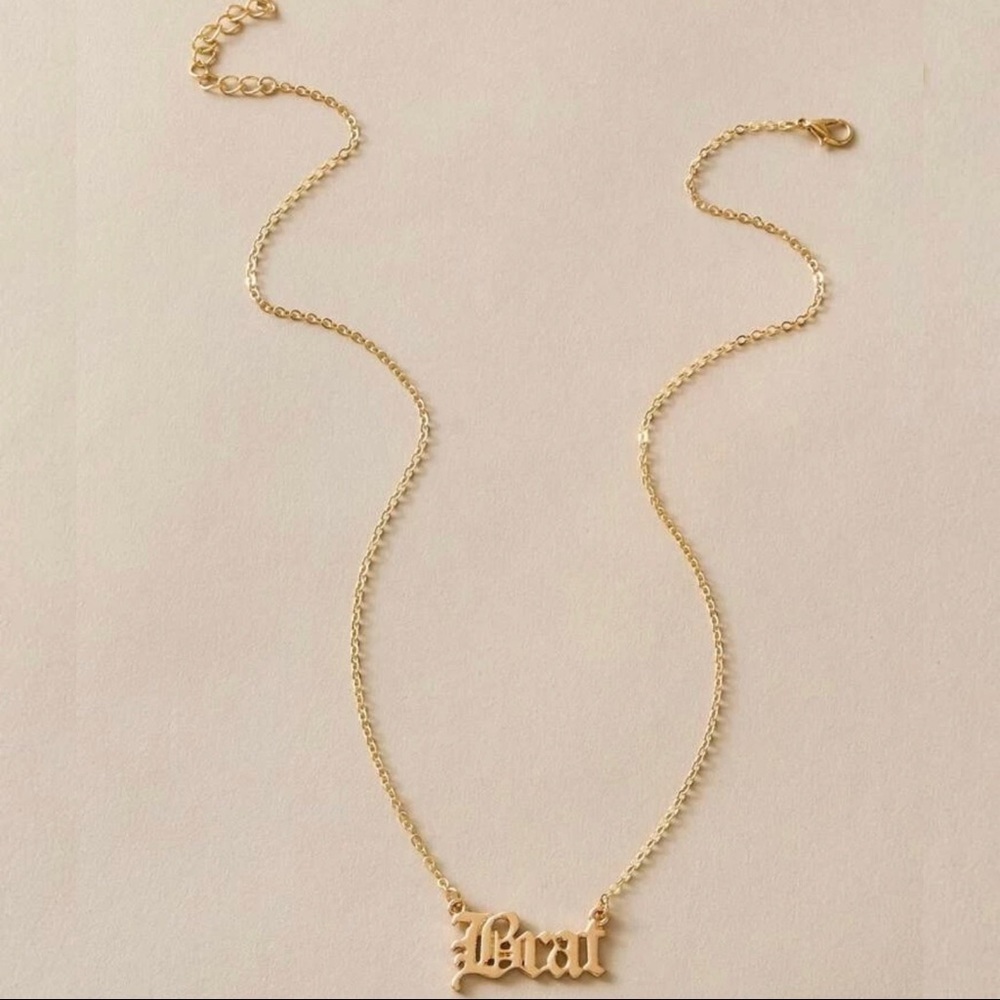 3/$30 💛 BRAT Necklace
